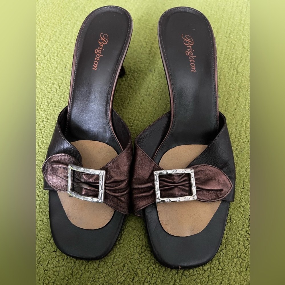 Brighton heel sandal